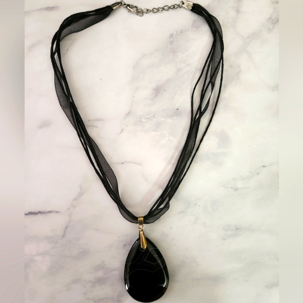 Black Agate Pendant Necklace